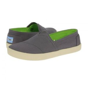 ⭐️HOST PICK⭐️ TOMS Men Avalon Sneaker